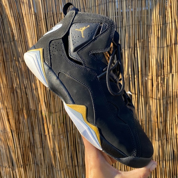 Nike AIR JORDANS like new boys 7 women’s 8